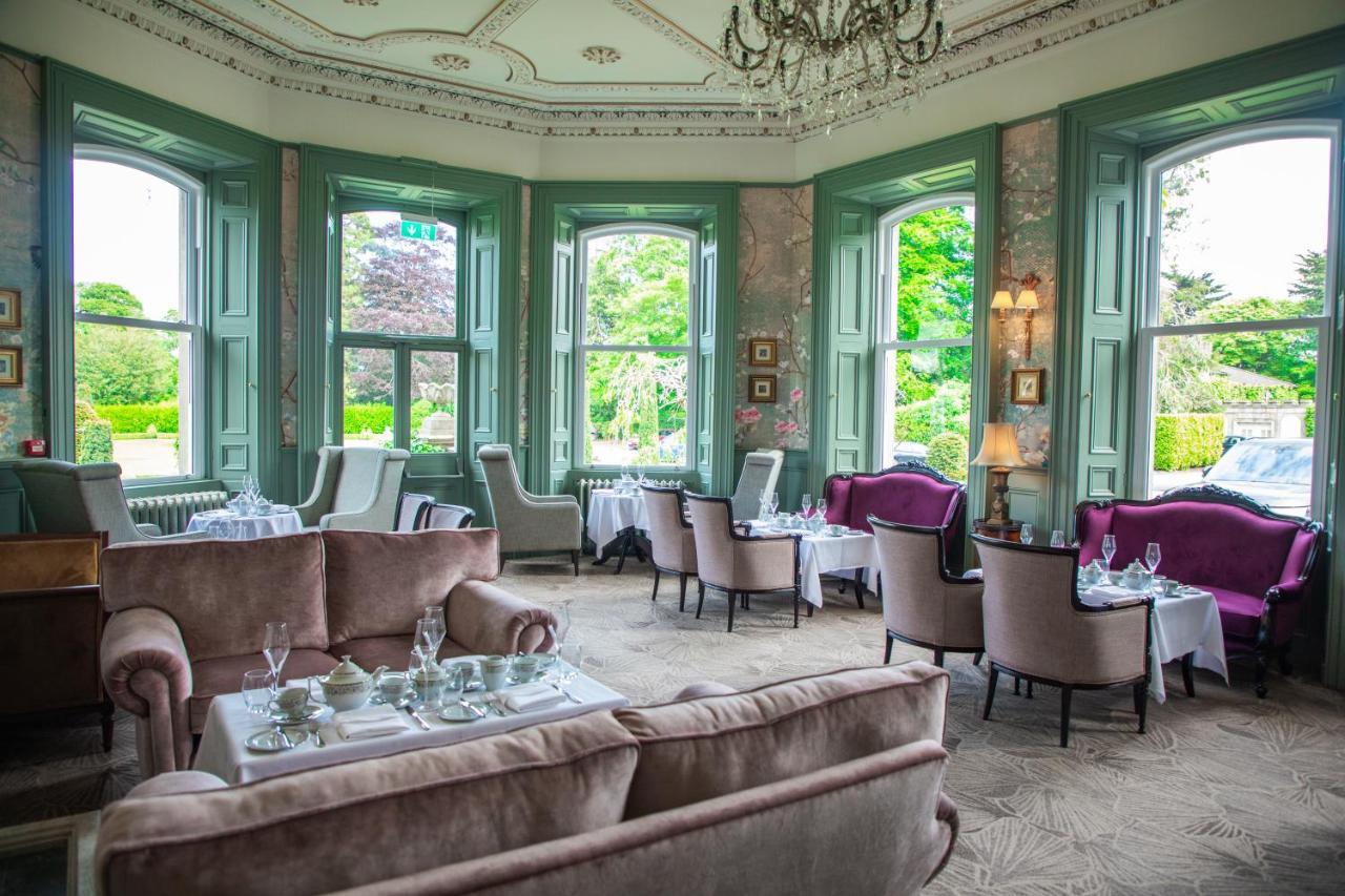Finnstown Castle Hotel Lucan Luaran gambar