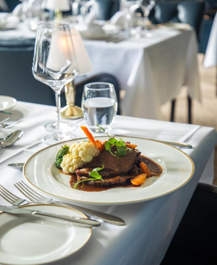 Finnstown Castle Hotel Lucan Luaran gambar