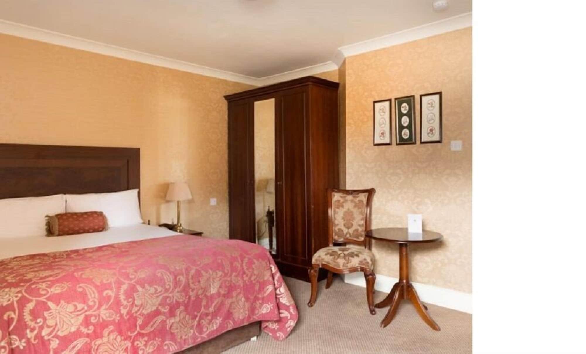 Finnstown Castle Hotel Lucan Luaran gambar