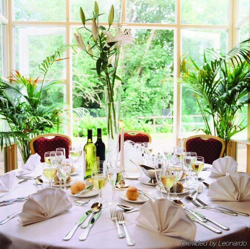 Finnstown Castle Hotel Lucan Restoran gambar