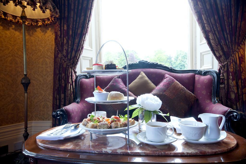 Finnstown Castle Hotel Lucan Luaran gambar