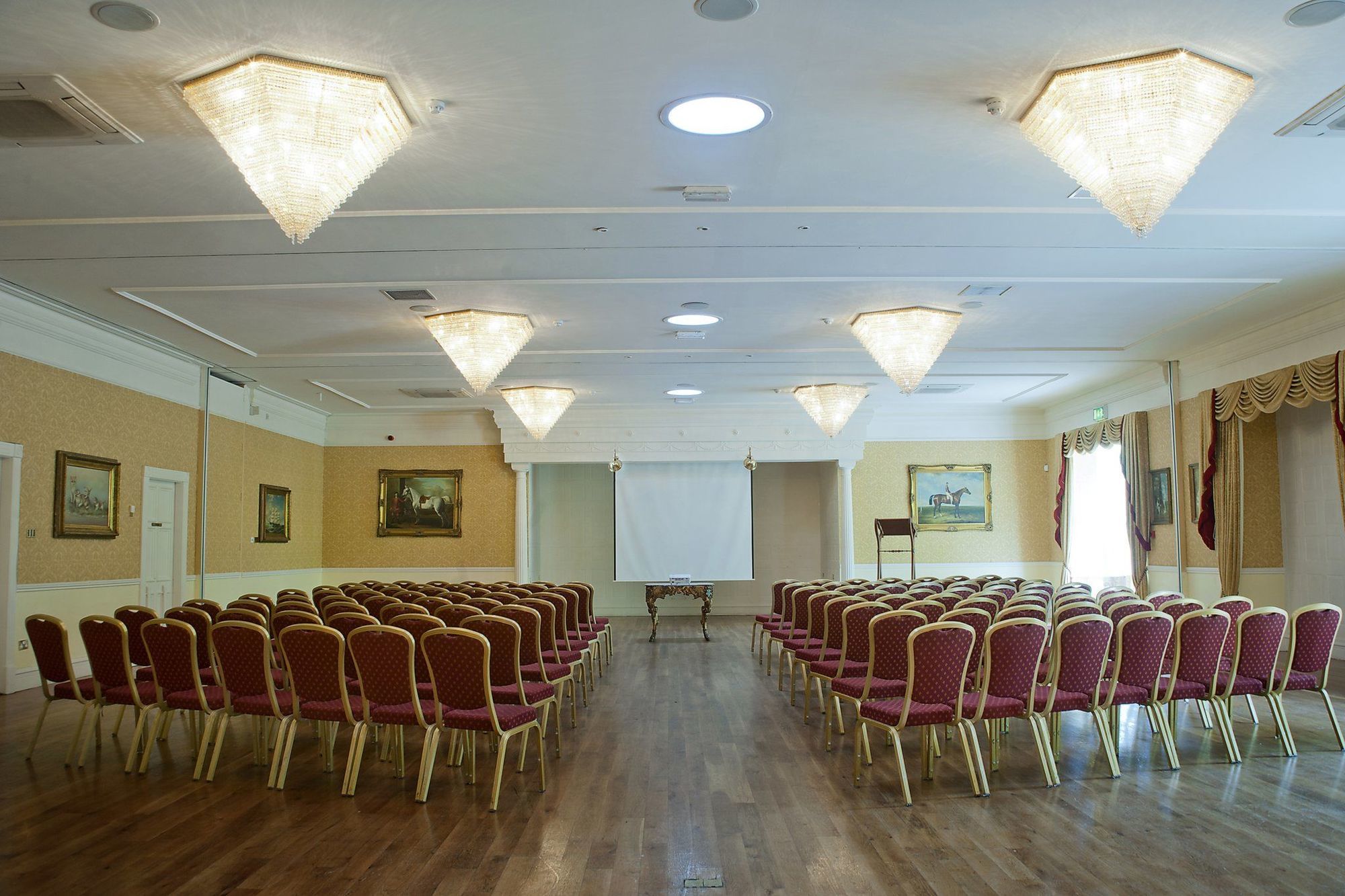 Finnstown Castle Hotel Lucan Luaran gambar