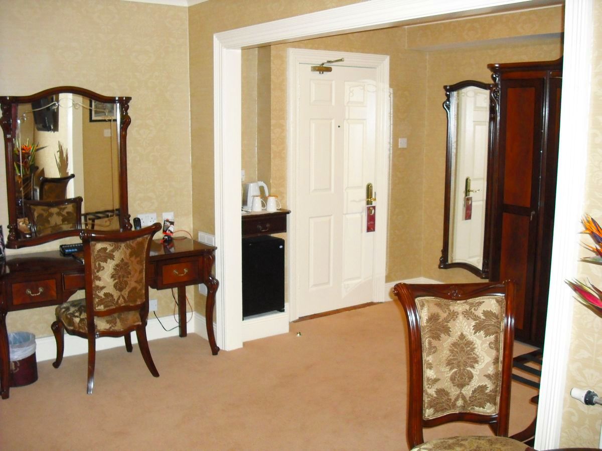 Finnstown Castle Hotel Lucan Luaran gambar